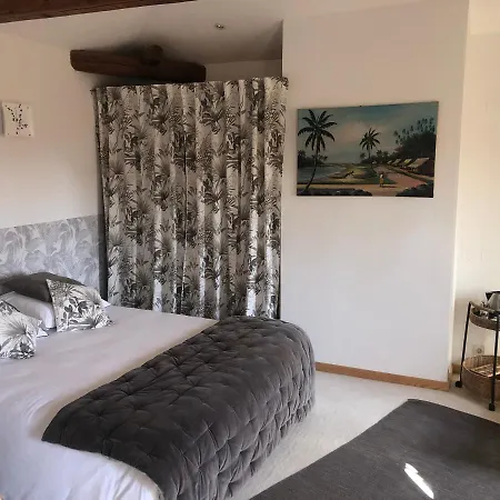 ベッド・アンド・ブレックファスト L' Ilot Des Iles 3*